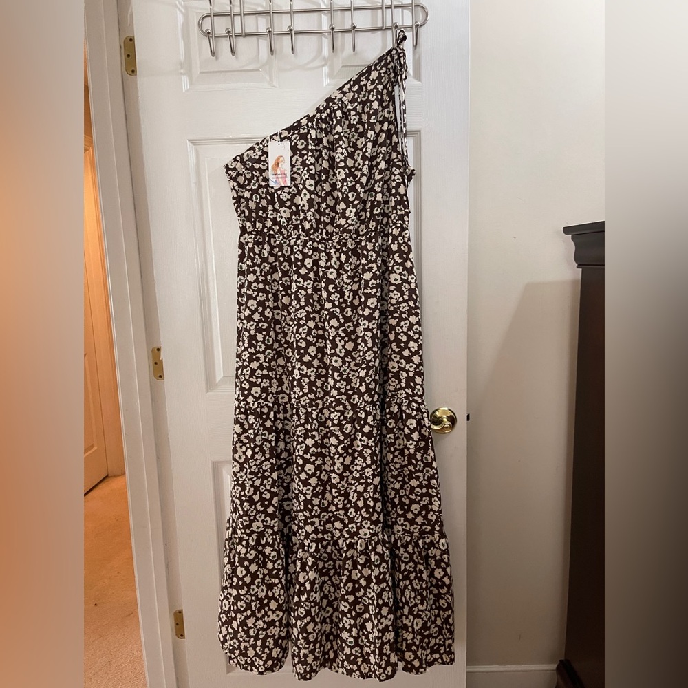 Pretty garden Brown Maxi Dress with a Flower Print